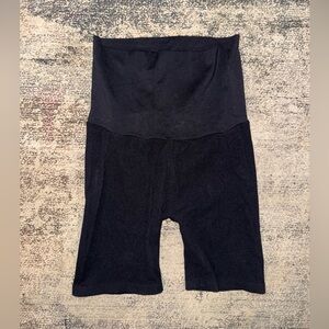 Maternity Isabel Ribbed Black Biker Shorts w/ Full Panel